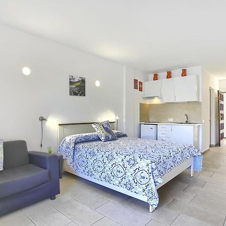 Studio Eldorado In Playa De Las Americas Near The Beach 아로나 외부 사진